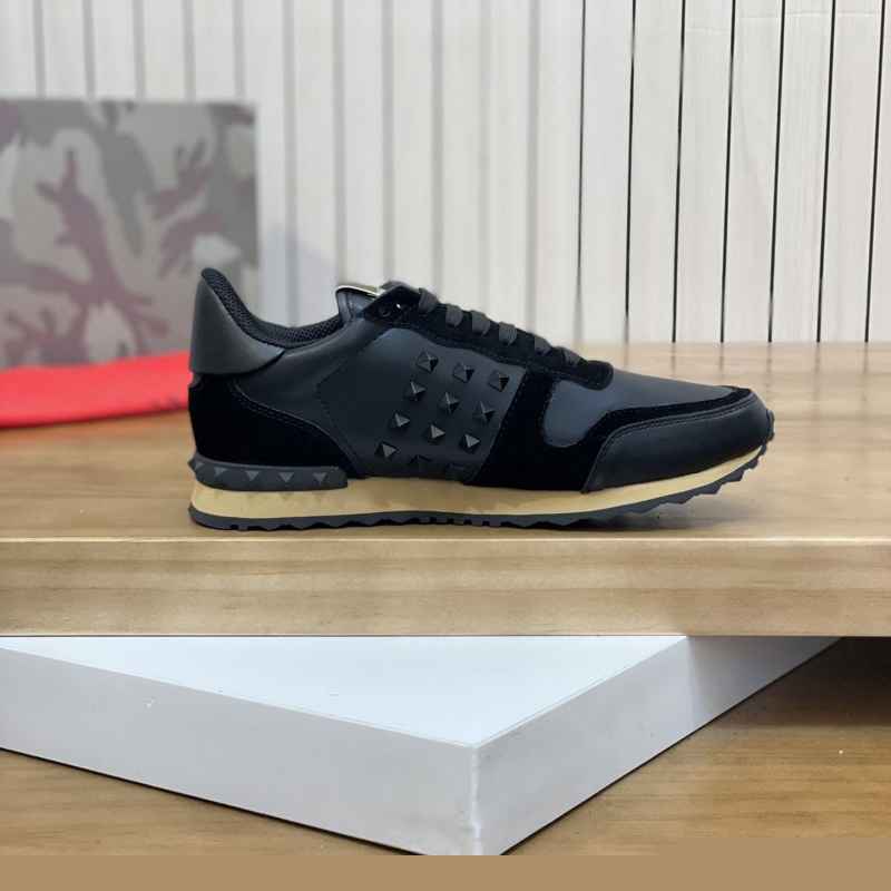 Valentino Sneakers